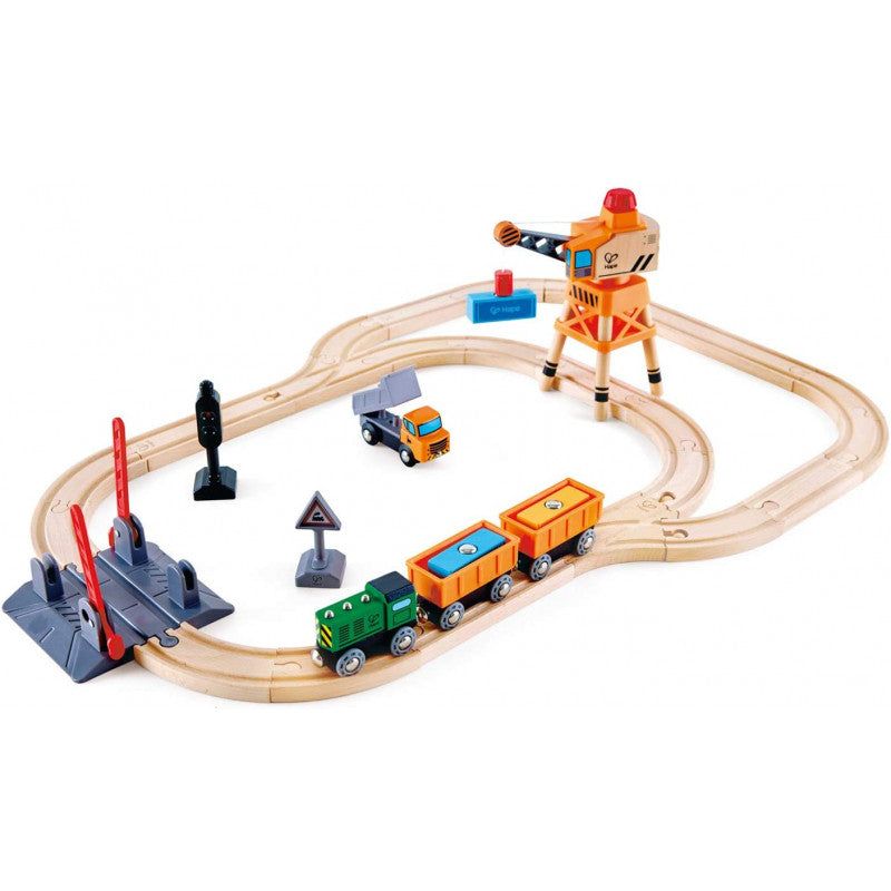 Pista per Treno con passaggio a Livello e Gru