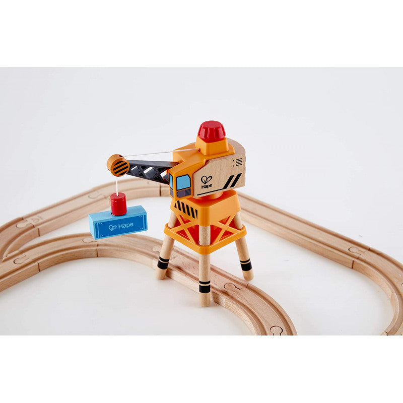 Pista per Treno con passaggio a Livello e Gru